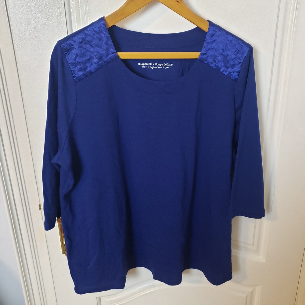 NWOT blue top 3/4 length sleeves with quilt patch on shoulders size 1X
